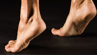 PHOTO: Man's ankles