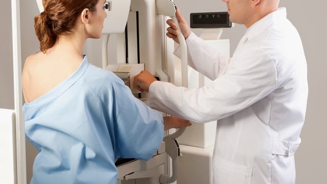 PHOTO: A new report by the Institute of Medicine (IOM) says there are a few preventive steps women can take to possibly lower their breast cancer risk.
