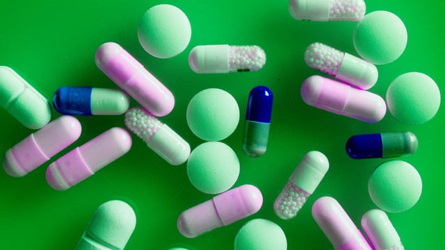 PHOTO: A team of investigators has found that statins, cholesterol-lowering drugs, may offer an additional treatment to complement these approaches and reduce mortality among patients hospitalized with influenza.