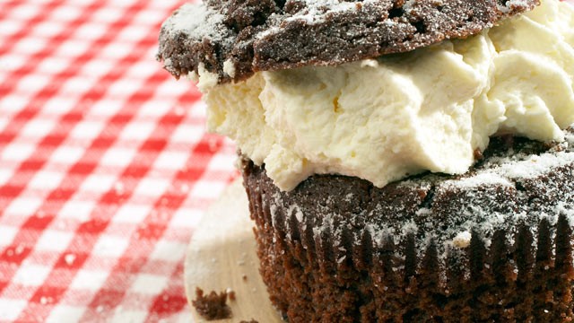 PHOTO: The authors of the best-selling weight-loss books, Eat This, Not That!, reveal 12 of the most sugar-packed foods in America.