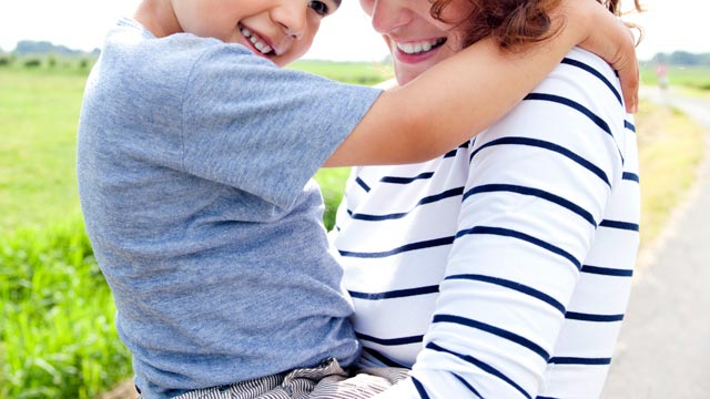 PHOTO: Parents may not admit it, but picking favorites among their children is a fairly common practice, and new study shows it can be detrimental to the entire family.