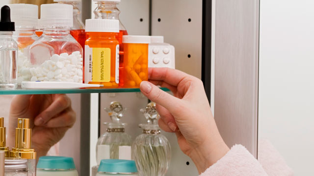 PHOTO: Temperatures above 86 degrees Fahrenheit can render some medications useless.