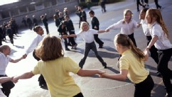 PHOTO: The Institute of Medicine is pushing for more physical education and physical activity for children.