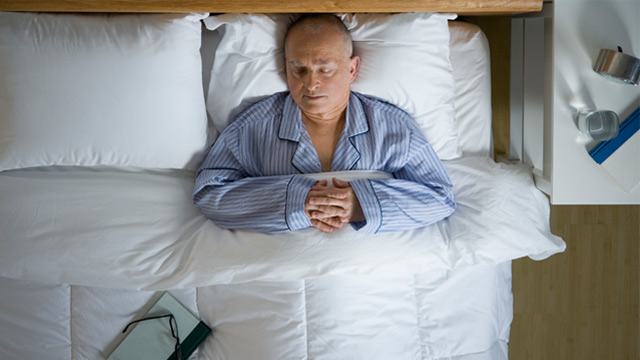 PHOTO: Senior man sleeping
