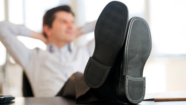 PHOTO: Scientists say being sedentary increases cancer risk.