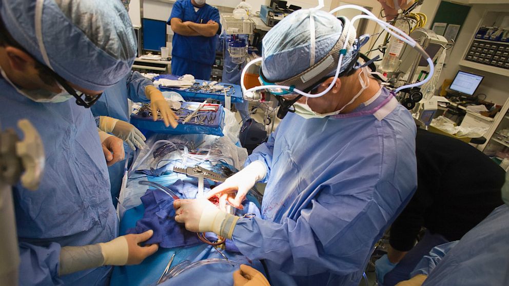 PHOTO: Doctors operating on patient