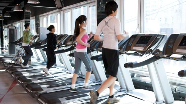 PHOTO: They crunch your calories, calculate your distance and tabulate your heart rate, but how accurate are those exercise machines?