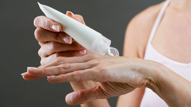 PHOTO: 3 Ways to Soothe Dry Skin