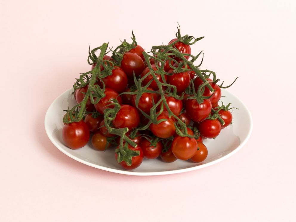 PHOTO: This amount of cherry tomatoes is 200 calories, according to Calorific. 