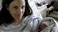 PHOTO Monica Bielano primping before childbirth