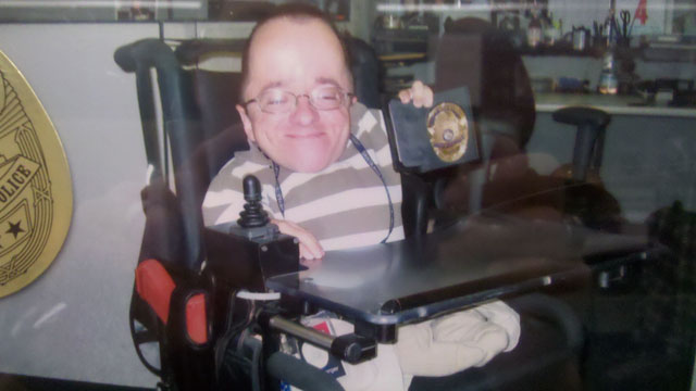 PHOTO: Ryan Berger, an assistant detective in Santa Ana California, has Osteogenesis Imperfecta, otherwise known as Brittle Bones Disease.