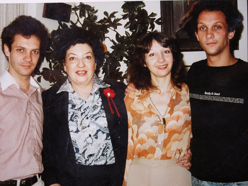 PHOTO: Shira LHeureux and her mother, Dolly Baker, with her brothers.