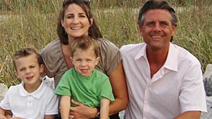 Photo: Miscarriage Grief Can Live On: Doctors Say Unresolved Grief After a Miscarriage May Lead to Anxious Mothering