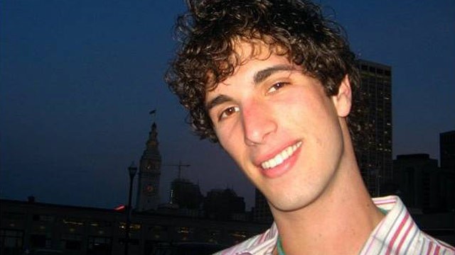 PHOTO: Flagging Dorm Room Danger With Facebook