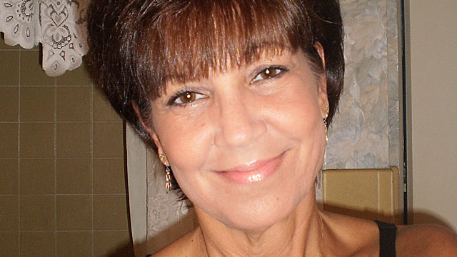 PHOTO: Karen Witkus was diagnosed with colon cancer after putting off a colonoscopy for three years.
