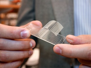 High-Tech Bandage Takes Insult Out of Injury