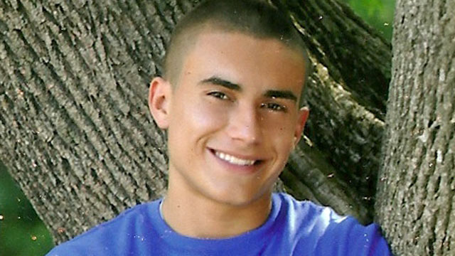 PHOTO: Cameron Groezinger-Fitzpatrick, 19, died from a severe allergic reaction to a cookie that contained traces of peanut oil.