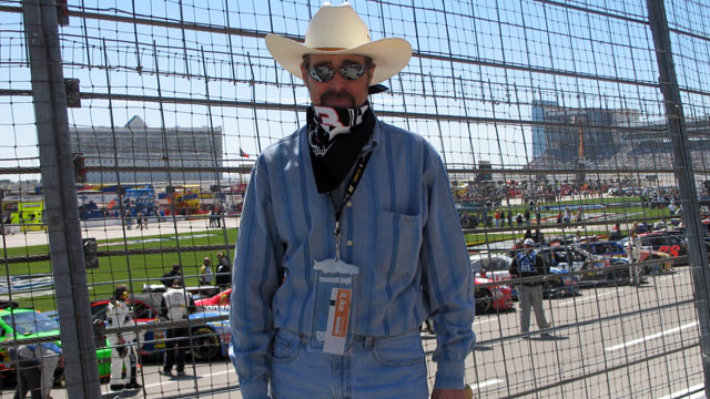 PHOTO: Robert Saupe visiting Texas in 2009. Because of his condition, his skin must be covered up from head to to, even in temperatures well above 90 degrees, as they were during this trip.