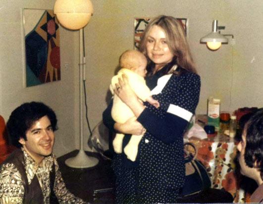 Frieda Birnbaum gave birth to twin boys when she was 60.