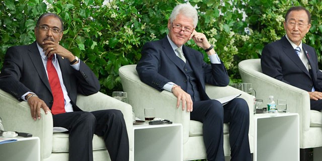 PHOTO: Michel Sidibe, UNAIDS Executive Director, President Bill Clinton, and Ban Ki-moon, Secretary-General of the UN attend the launch of the Global Plan