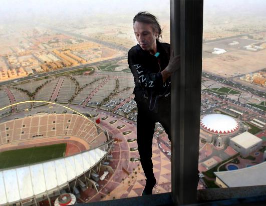 Today in Pictures: April 12, 2012