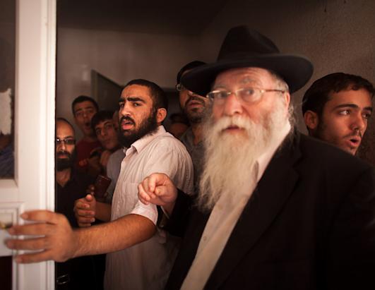 Israel and Hamas Continue Fight over Gaza. 