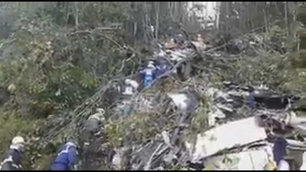 Video Shows Wreckage of Fatal Plane Crash Video - ABC News