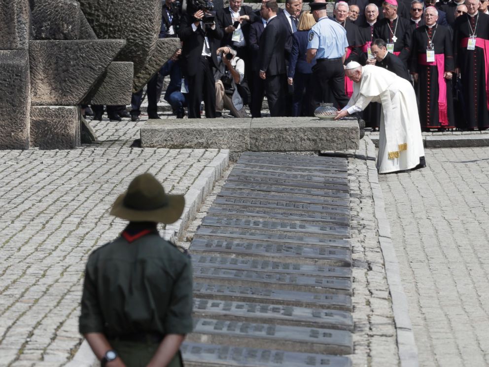 PHOTO: Pope Francis prays in front of the Memorial at the former Nazi Death Camp Auschwitz-Birkenau, in Oswiecim, Poland, July 29, 2016.