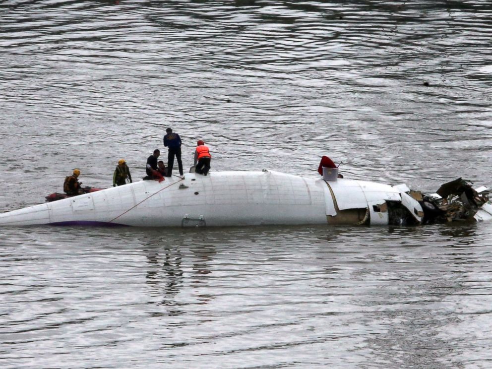 TransAsia Pilots Apparently Shut Off Wrong Engine - ABC News