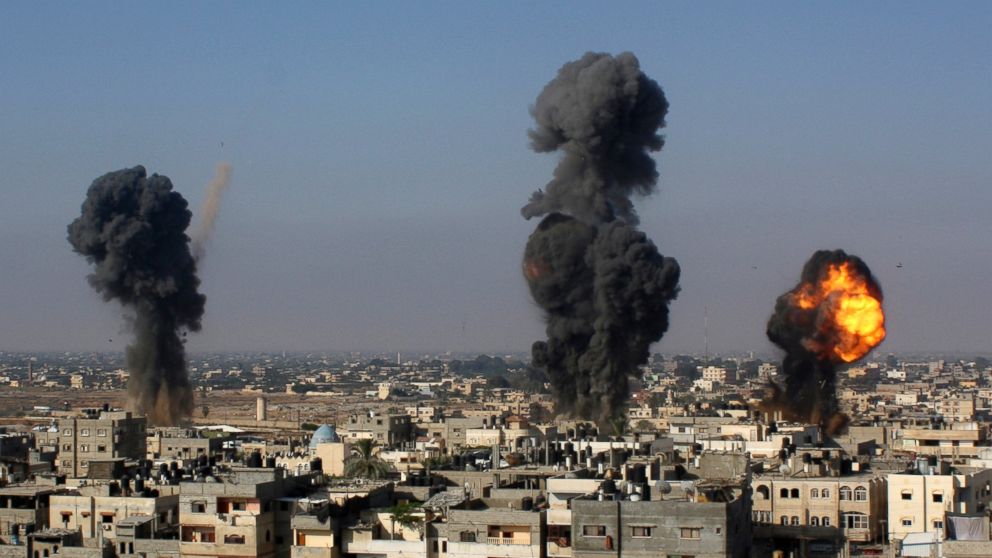 PHOTO: Israeli missiles hit smuggling tunnels between Egypt and the Gaza Strip, in Rafah, southern Gaza Strip, July 9, 2014.