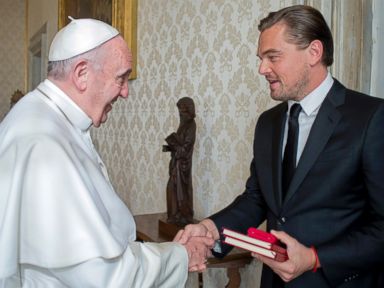 DiCaprio Greets Pope in Italian, Discusses Environment