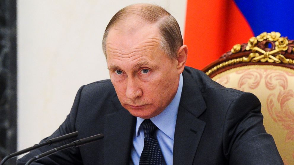 Kremlin Declines to Comment on Trump's Latest Putin Praise