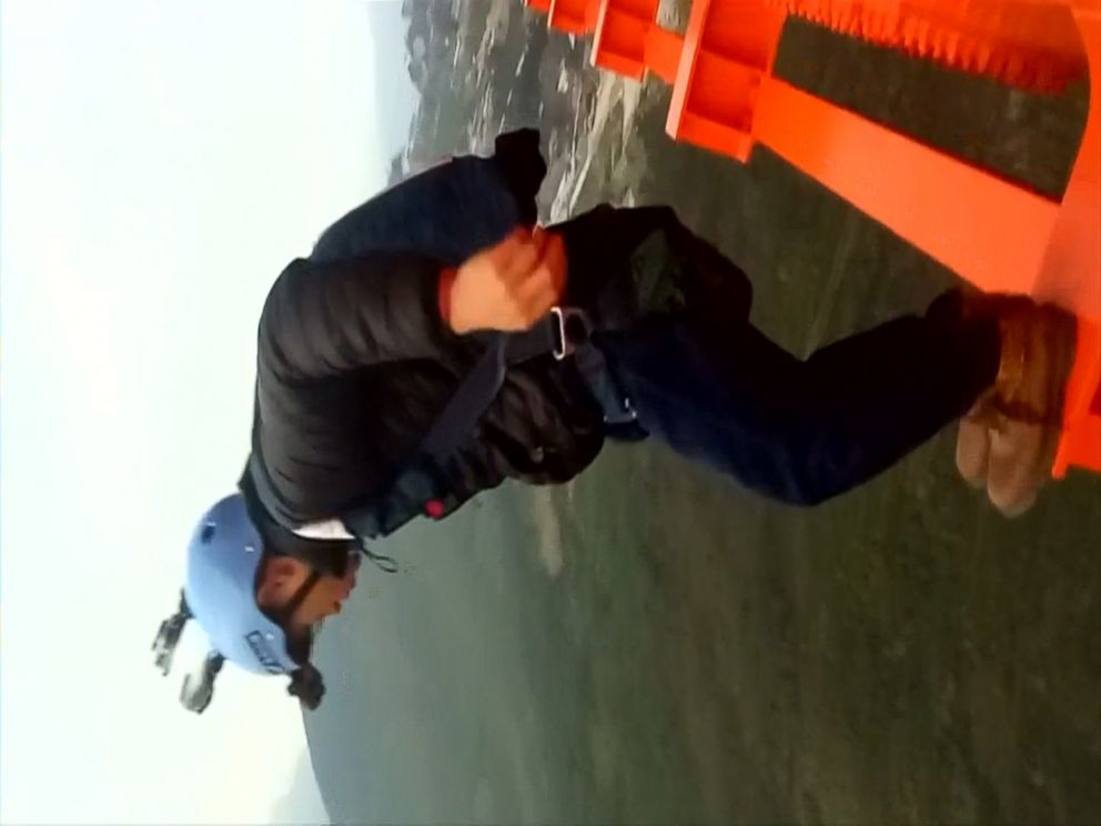 man jumps off bear mountain bridge 2021