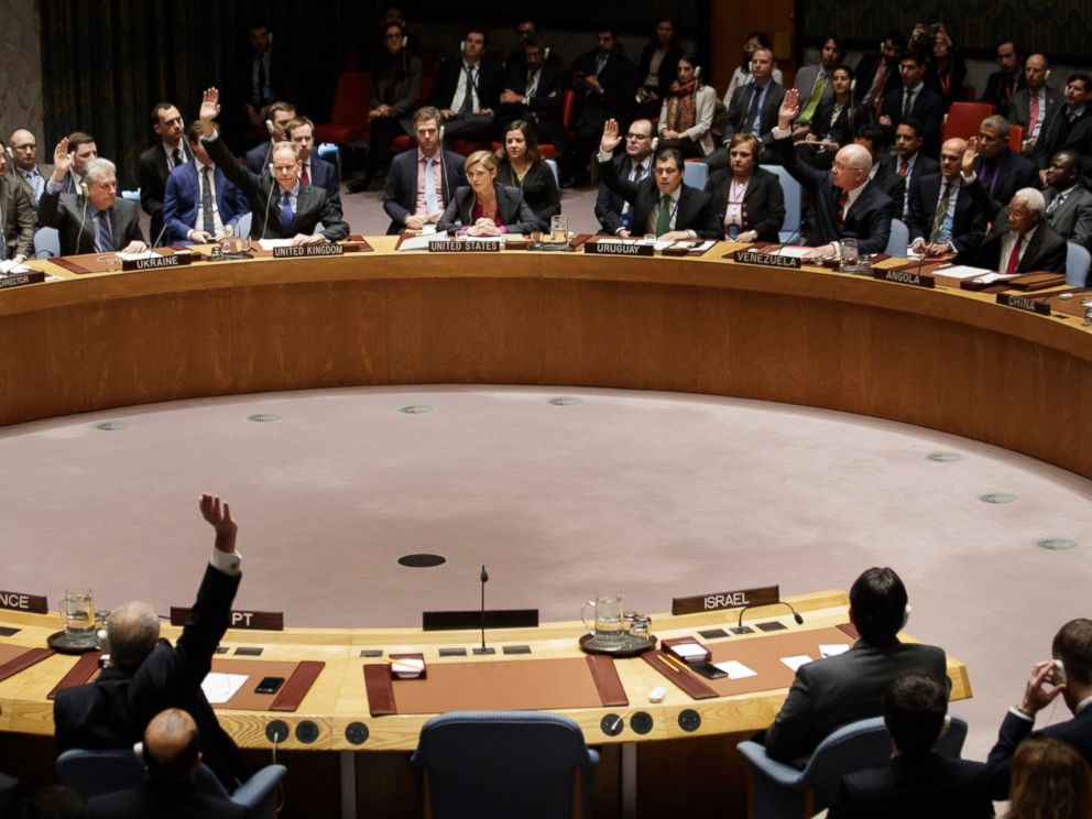 PHOTO: The U.N. Security Council votes to pass a resolution condemning Israeli settlement construction, Dec. 23, 2016, as Samantha Power, center at top, the US Permanent Representative to the United Nations, abstains.