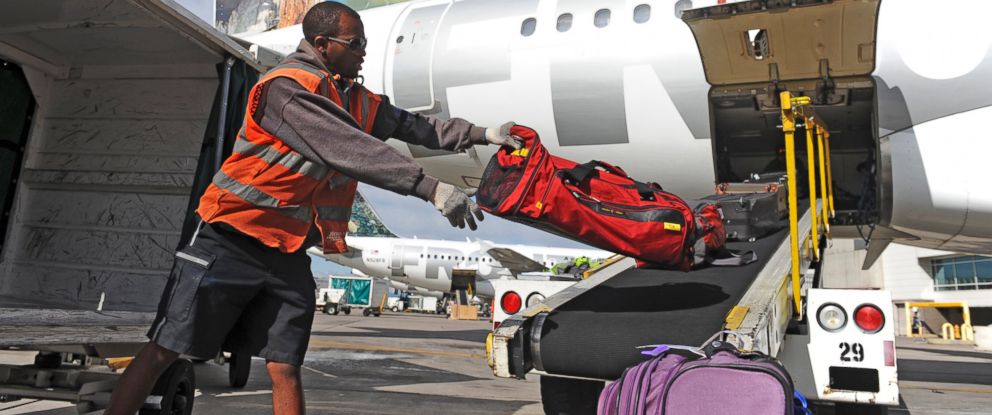 baggage-handler-falls-asleep-in-cargo-wakes-up-two-hours-later-in