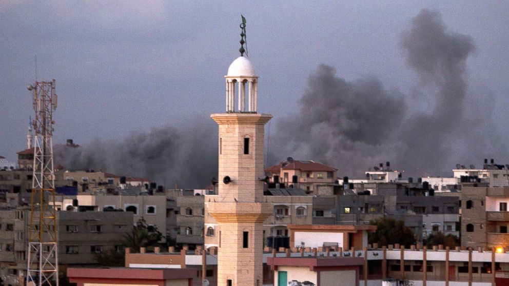 PHOTO: Smoke billows following an Israeli air strike in Gaza City, July 15, 2014.