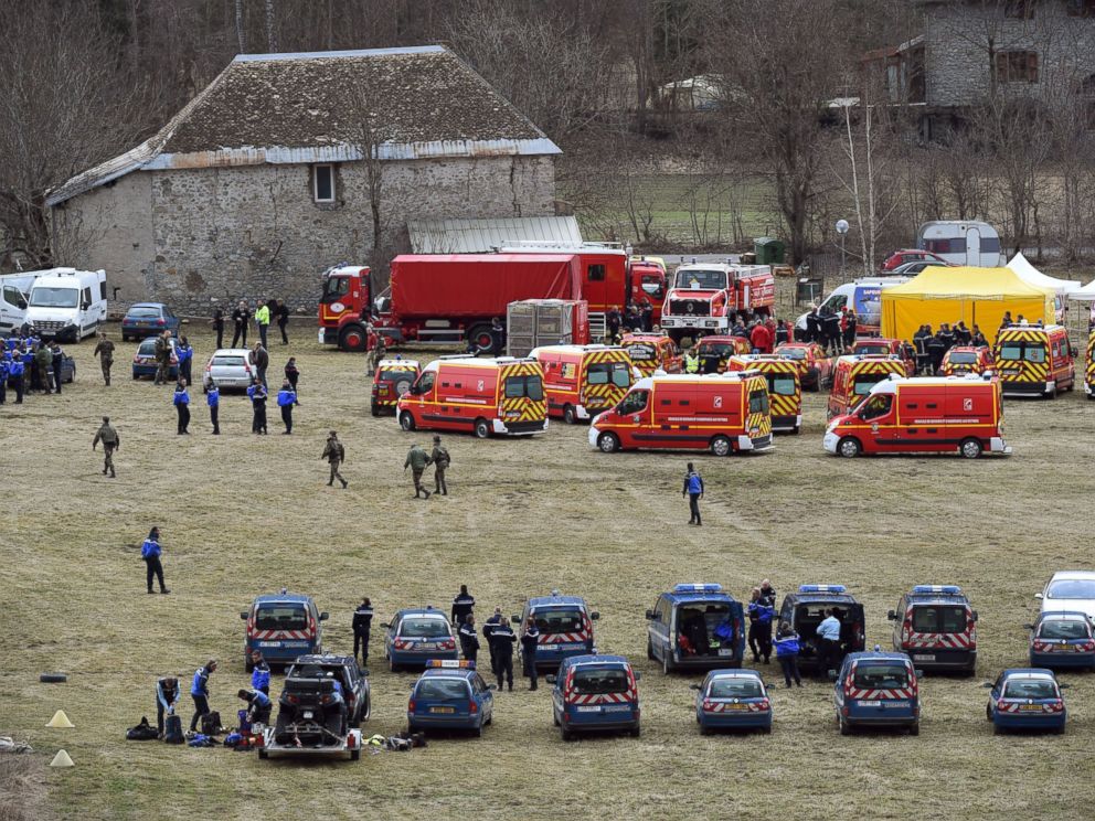 GTY_germanwings10_ml_150324_4x3_992.jpg