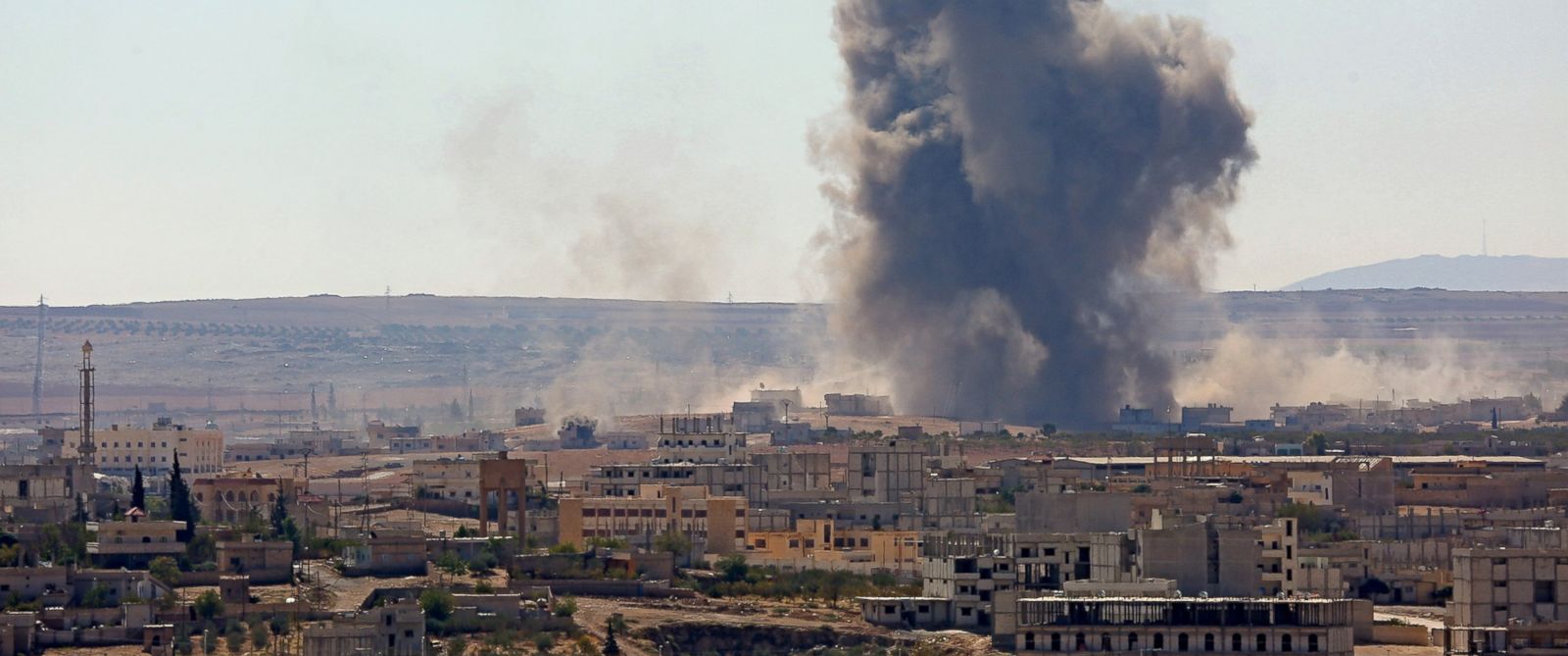 Air Strikes Near Kobani Not Stopping ISIS Takeover Of Syrian Town - ABC ...