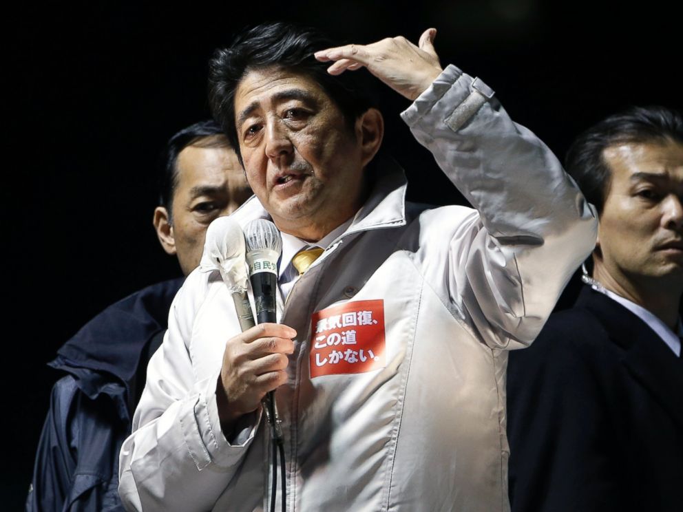 PHOTO: Shinzo Abe, Japans prime minister and president of the Liberal Democratic Party (LDP), gestures as he speaks during an election campaign rally in Saitama City, Japan, Dec. 12, 2014.