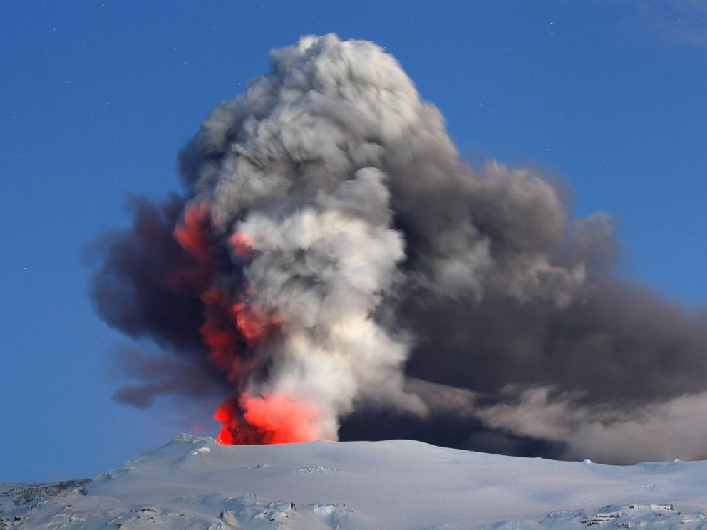 RT_Iceland_Volcano_2010_ml_140820_4x3_992.jpg?width=320