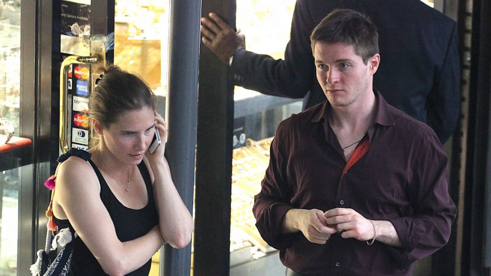 PHOTO: Amanda Knox & Raffaele Sollecito