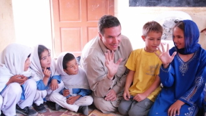 VIDEO: Greg Mortensons commitment to educate the children of Pakistan and Afghanistan.