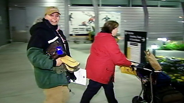 PHOTO: Renee-Nicole Douceur, who suffered an apparent stroke at the South Pole in the dead of winter, landed at a New Zealand airport after an emergency evacuation, Oct. 17, 2011.