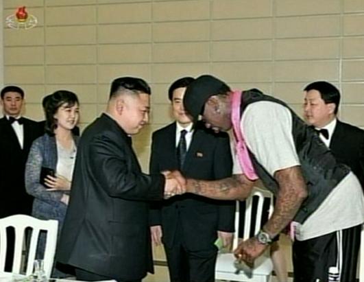 [Image: abc_rodman_un_handshake_kb_ss_130301_ssh.jpg]