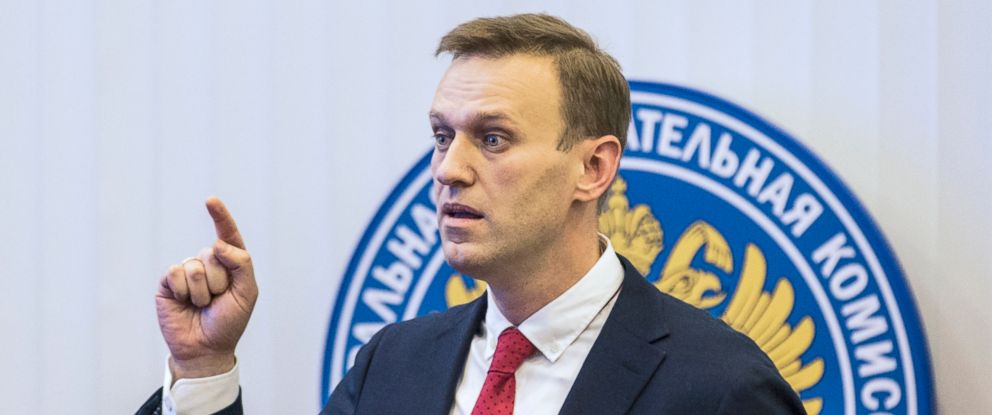 PHOTO: Russian opposition leader Alexei Navalny gestures while speaking at the Russias Central Election commission in Moscow, Dec. 25, 2017.