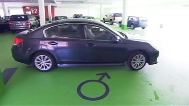 VIDEO: Gallus Strobels parking plan in Triberg designates smaller spaces for men.