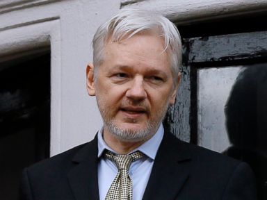 Fugitive Assange Backs Trump in Questioning Russia's Election Hacking Role