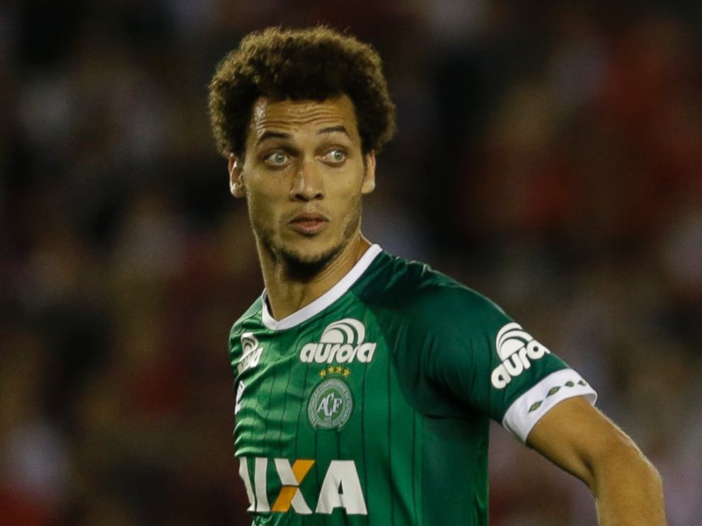 PHOTO: This Sept. 24, 2015 photo shows Brazils Chapecoense Helio Neto on the pitch during a Copa Sudamericana soccer game in Asuncion, Paraguay. Neto survived a plane crash carrying his Brazilian first division soccer club team.