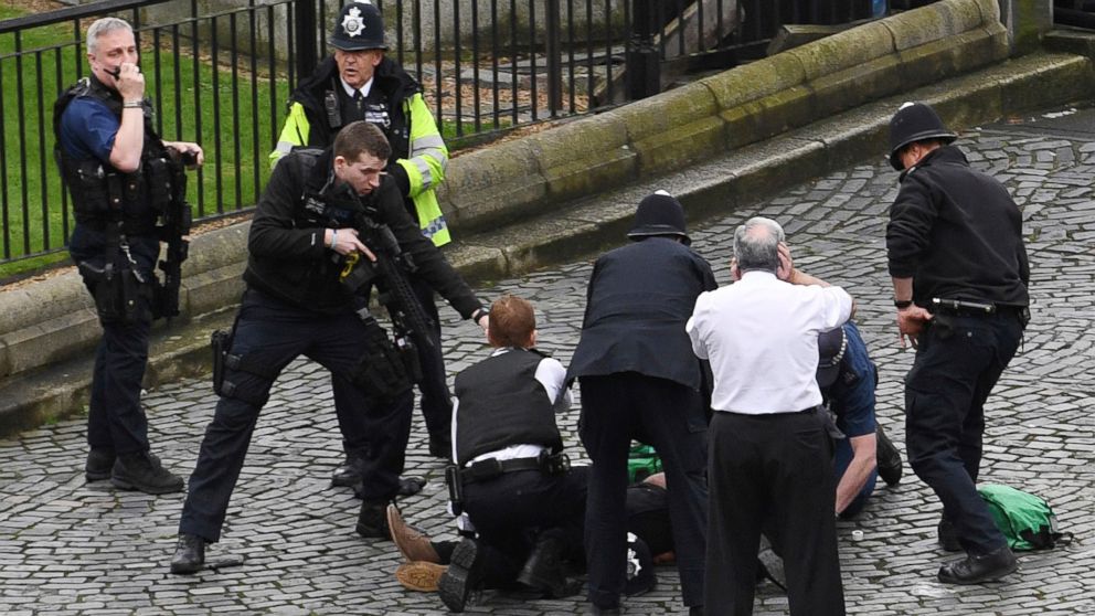 Suspect shot dead after killing 3, injuring 20 in London