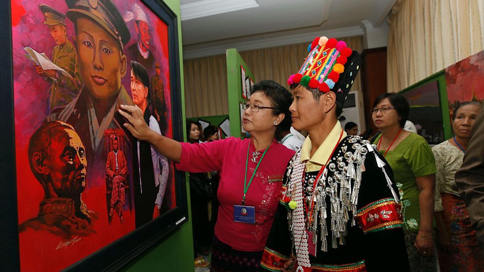 PHOTO: Vistors at Myanmar Convention Center